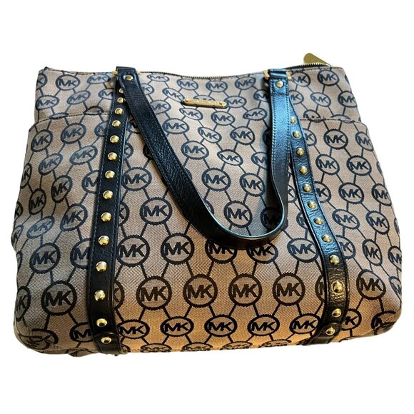 Michael Kors Monogram Print Tote Bag - Picture 1 of 6